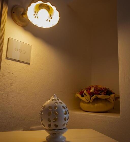 ベッドアンドブレックファースト Villa Giardino Delle Zie  Possibilità Di Servizio Mezza Pensione Cena Al Tavolo Colazione Vicino Osp