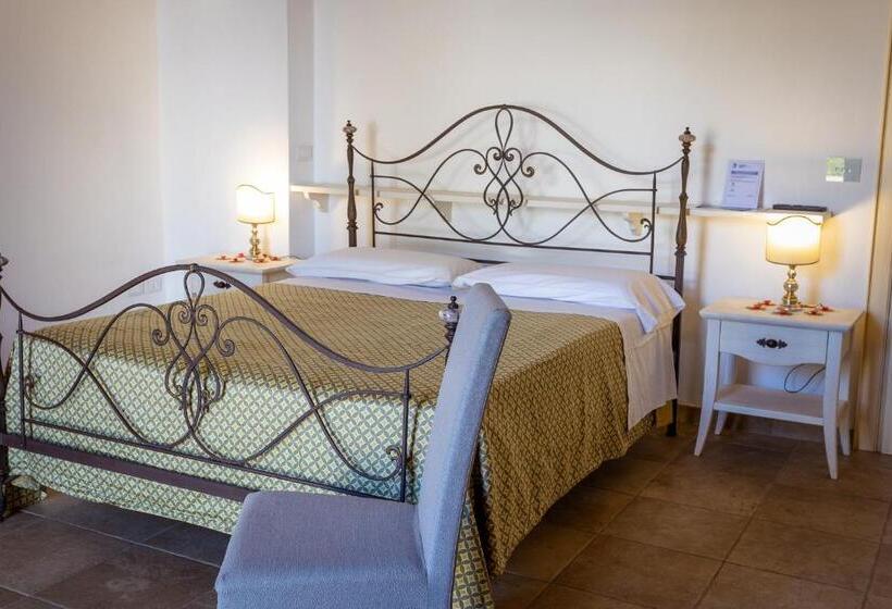 ベッドアンドブレックファースト Villa Giardino Delle Zie  Possibilità Di Servizio Mezza Pensione Cena Al Tavolo Colazione Vicino Osp