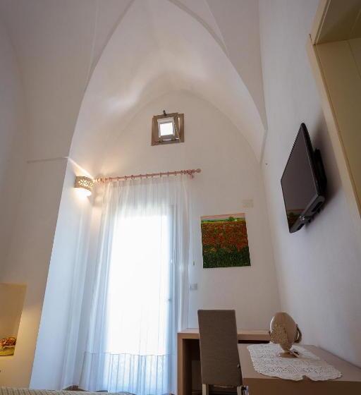 ベッドアンドブレックファースト Villa Giardino Delle Zie  Possibilità Di Servizio Mezza Pensione Cena Al Tavolo Colazione Vicino Osp