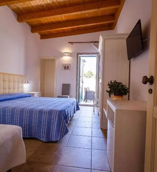 ベッドアンドブレックファースト Villa Giardino Delle Zie  Possibilità Di Servizio Mezza Pensione Cena Al Tavolo Colazione Vicino Osp