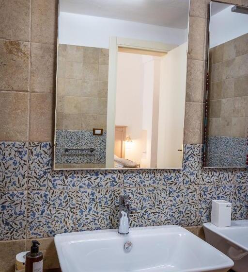 ベッドアンドブレックファースト Villa Giardino Delle Zie  Possibilità Di Servizio Mezza Pensione Cena Al Tavolo Colazione Vicino Osp