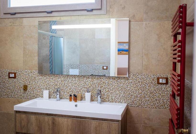 ベッドアンドブレックファースト Villa Giardino Delle Zie  Possibilità Di Servizio Mezza Pensione Cena Al Tavolo Colazione Vicino Osp