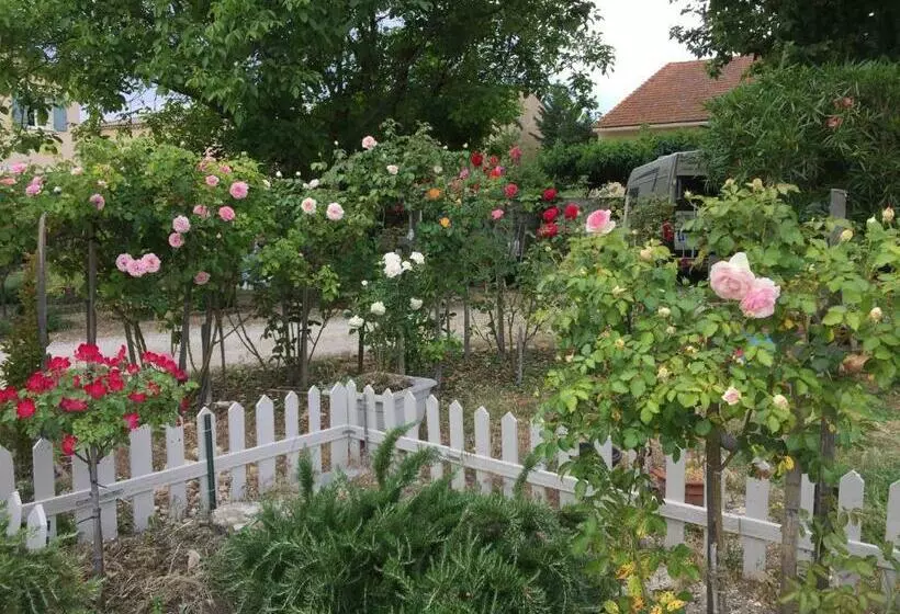 Aamiaismajoitus (B&B) La Ferme De Tonton Jules Et Mamé Julia