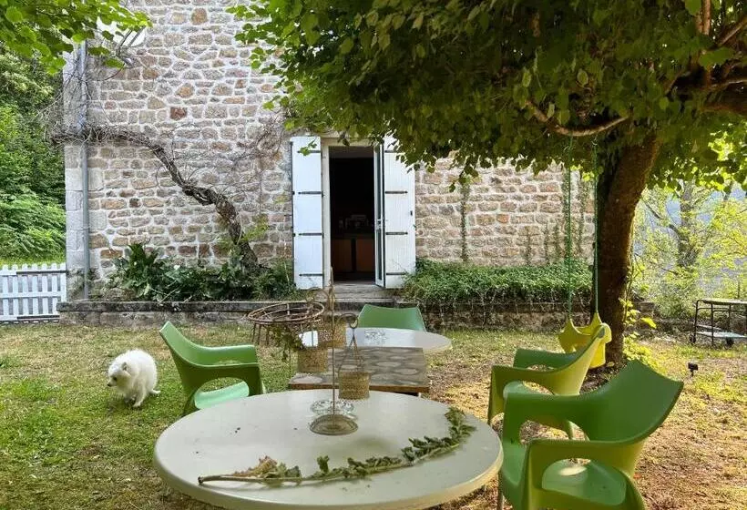 ベッドアンドブレックファースト Le Chambon, Chambres D Hôtes