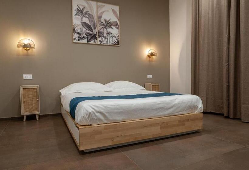 تختخواب و صبحانه Suite 18 Luxury Apartments