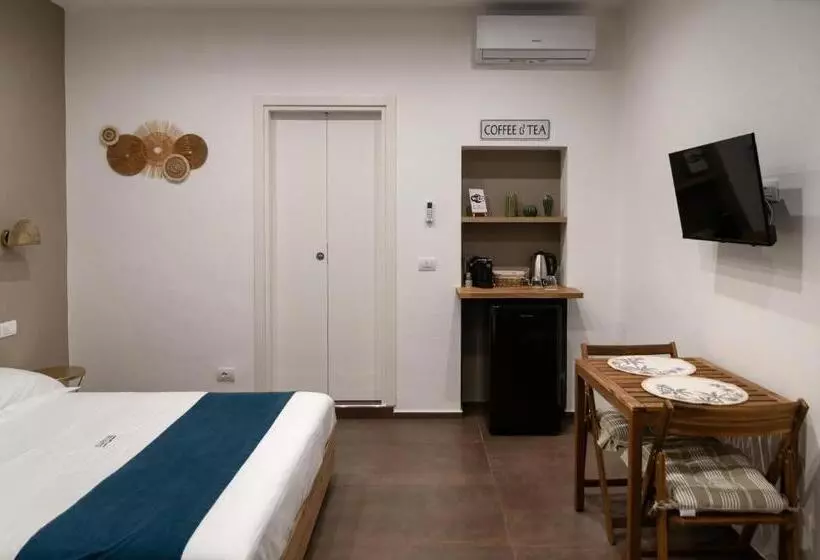 تختخواب و صبحانه Suite 18 Luxury Apartments