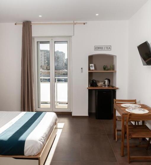 تختخواب و صبحانه Suite 18 Luxury Apartments