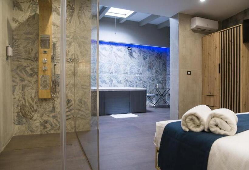 تختخواب و صبحانه Suite 18 Luxury Apartments