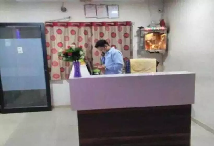 ホテル Silver Inn   Naroda