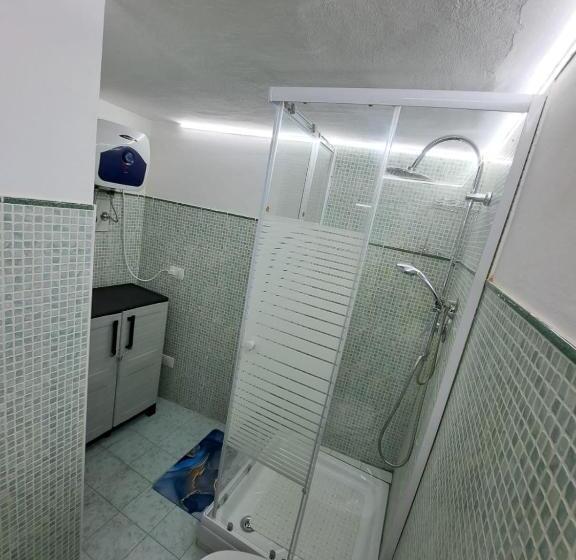 هتل Valentine’s Suite