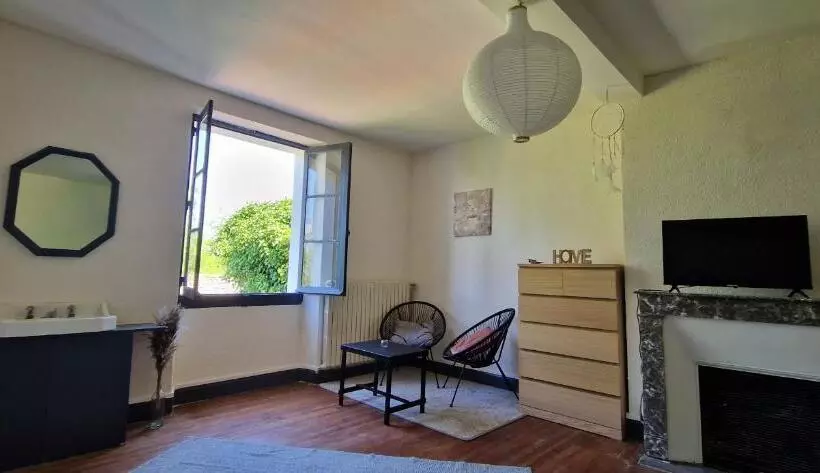 Majatalo Spacieuse Suite Maison De Ville   4 Personnes