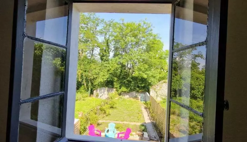 Majatalo Spacieuse Suite Maison De Ville   4 Personnes