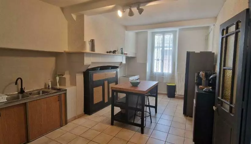 Majatalo Spacieuse Suite Maison De Ville   4 Personnes