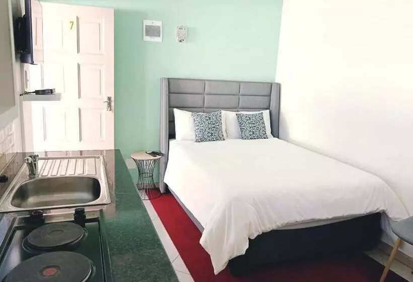 تختخواب و صبحانه Haresca Luxury Accommodation Parow