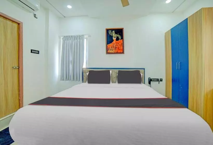 Super Collection O Hotel Lakeview Castle