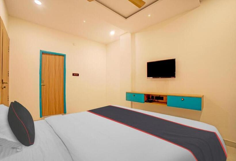 Super Collection O Hotel Lakeview Castle