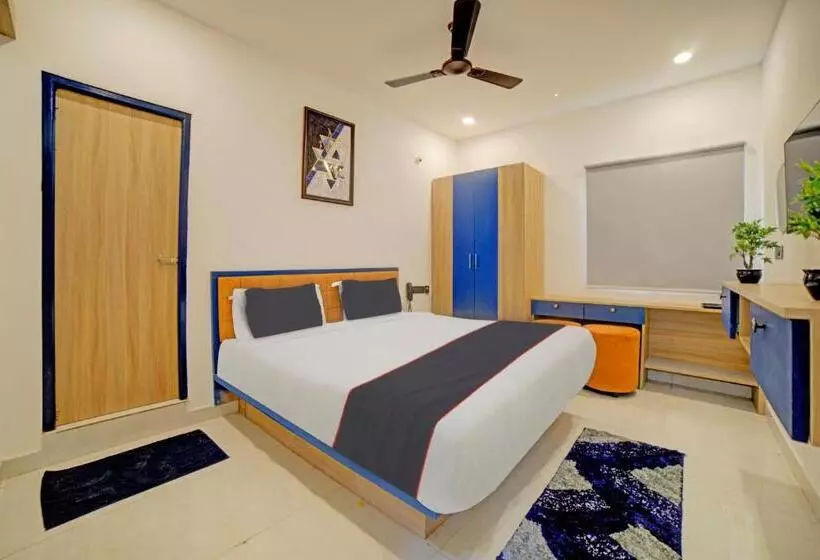 Super Collection O Hotel Lakeview Castle