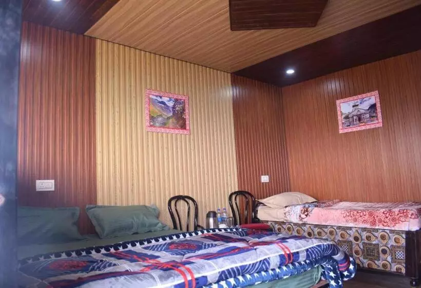 ホテル Anubhuti By Shikhar Hospitality