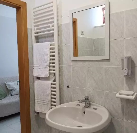 Karlin S House Anzi   Albergo Diffuso