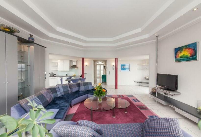 Strijewski   Apartments