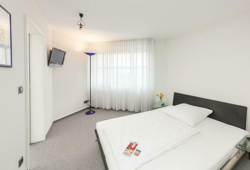 Strijewski   Apartments