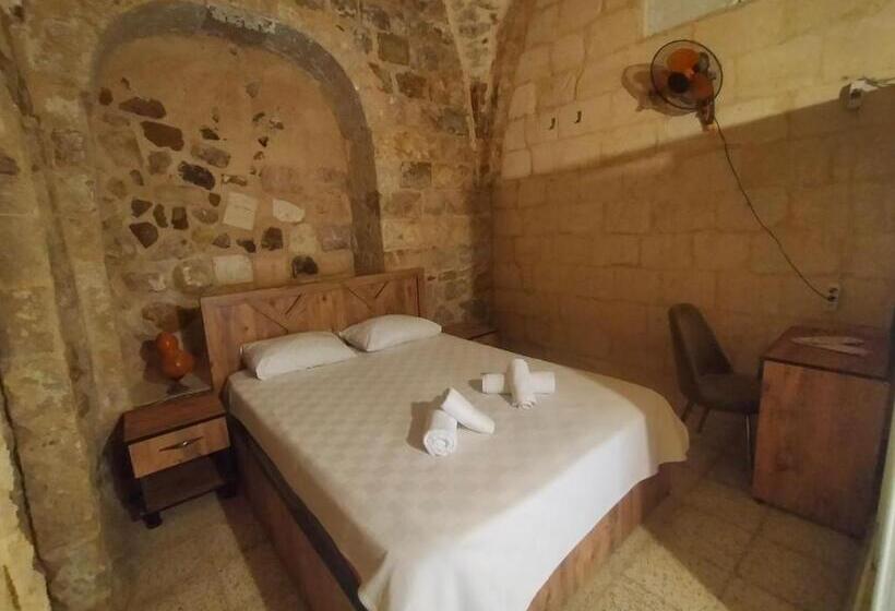 şahmaran Buti̇k Otel