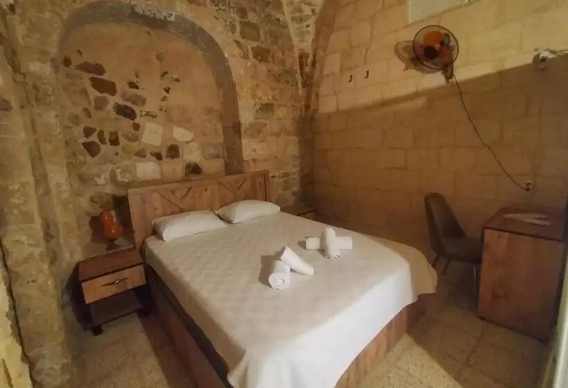şahmaran Buti̇k Otel