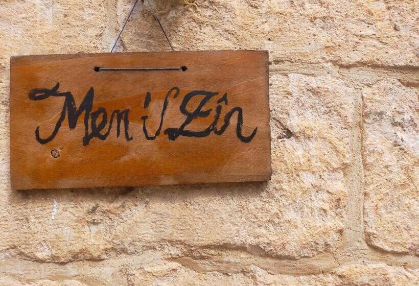 şahmaran Buti̇k Otel