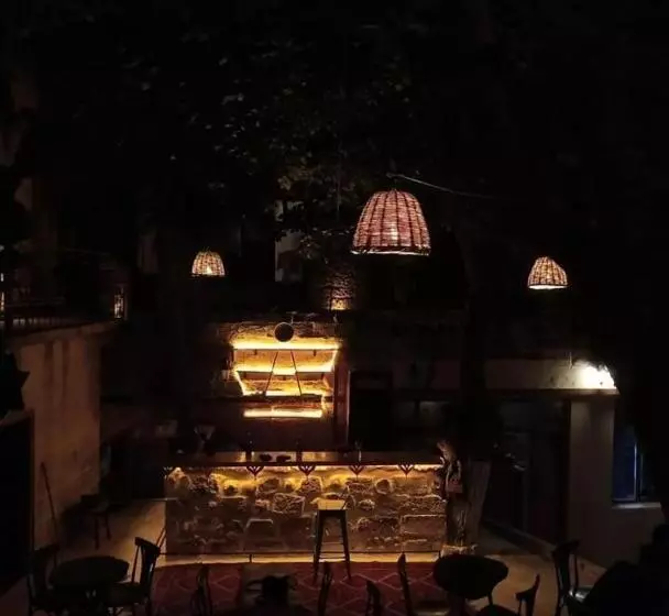 şahmaran Buti̇k Otel