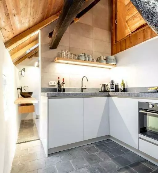 Aamiaismajoitus (B&B) Het Kostershuisje