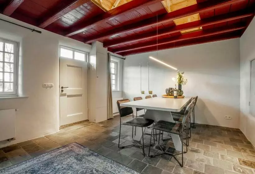 Aamiaismajoitus (B&B) Het Kostershuisje