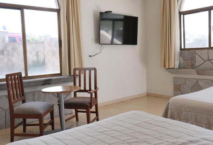 בית מלון כפרי Hacienda Las Higueras