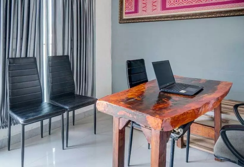 هتل Oyo 92597 Sulthan Homestay Syariah 2