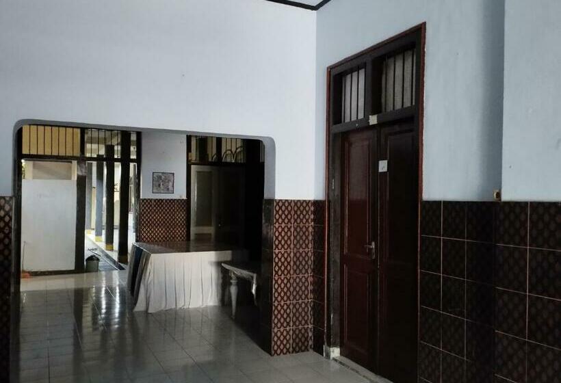 호텔 Oyo 92618  Mareje Sariguna