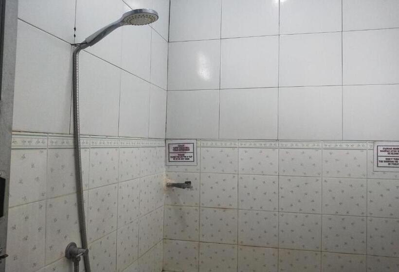 호텔 Oyo 92618  Mareje Sariguna