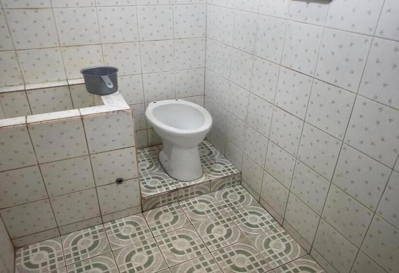 호텔 Oyo 92618  Mareje Sariguna