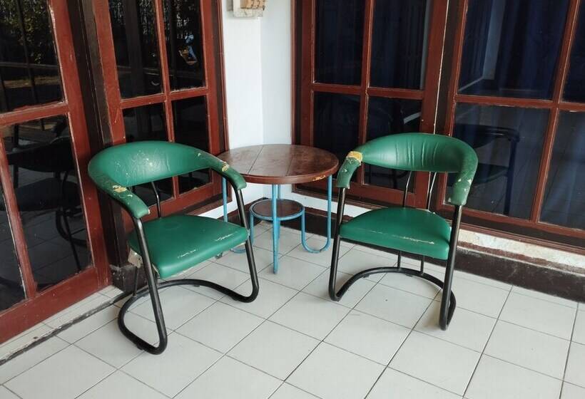 호텔 Oyo 92618  Mareje Sariguna