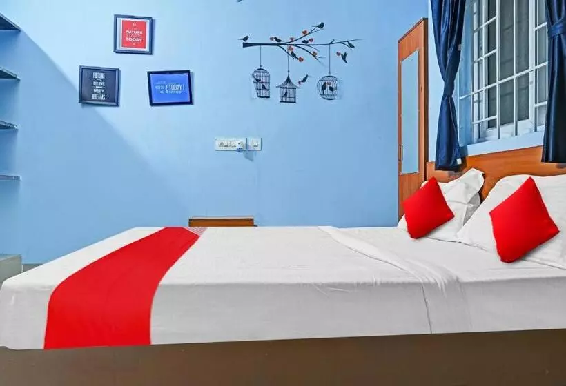 ホテル Oyo Flagship 81392 Royal Plazza Homestay