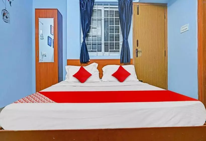 ホテル Oyo Flagship 81392 Royal Plazza Homestay