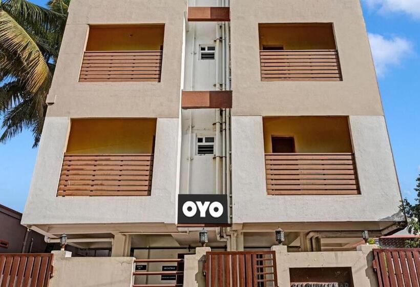 Hotel Oyo Flagship 81392 Royal Plazza Homestay