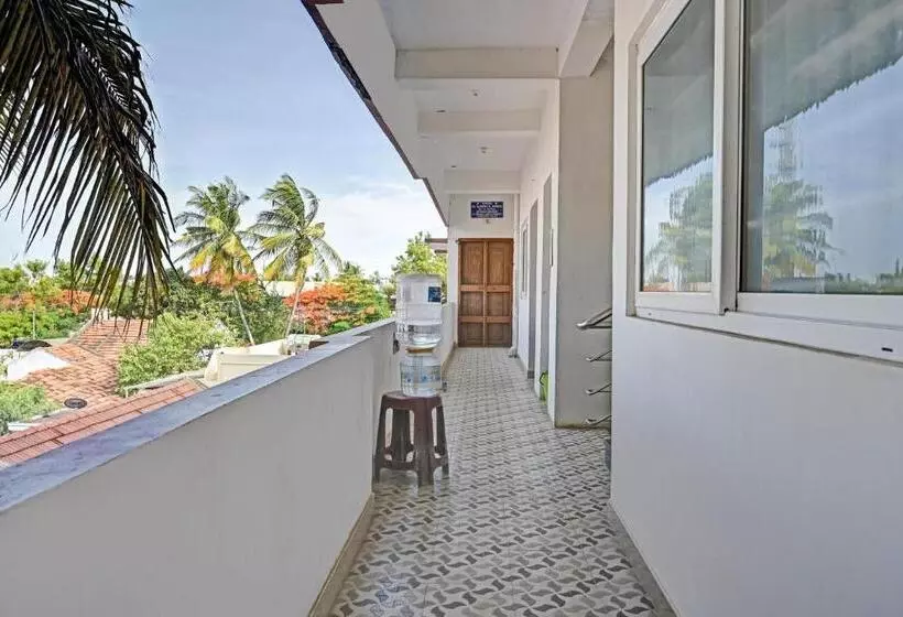 ホテル Oyo Flagship 81392 Royal Plazza Homestay
