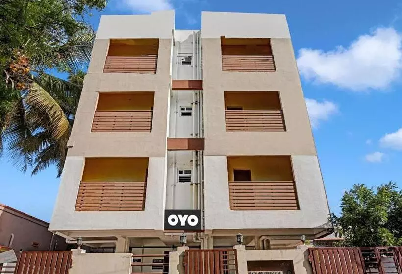 ホテル Oyo Flagship 81392 Royal Plazza Homestay