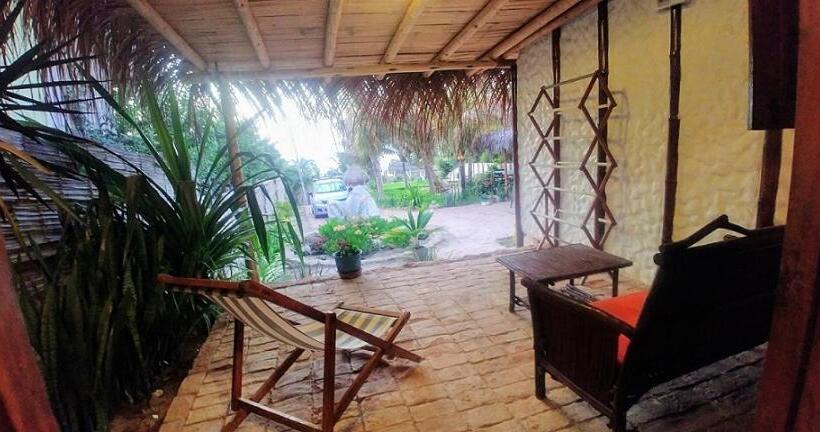 ペンション Marcilia Beach Bungalows