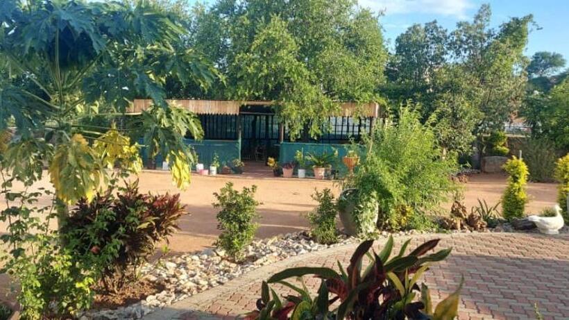 پانسیون Mmathaba Guest House