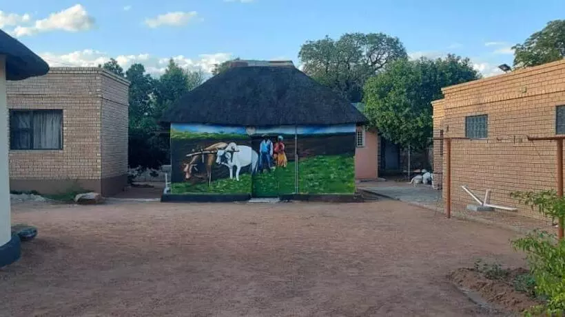 پانسیون Mmathaba Guest House