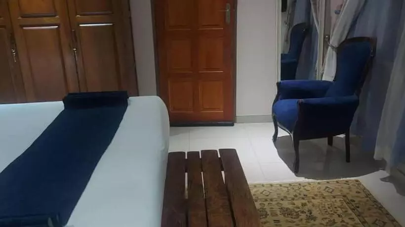 پانسیون Mmathaba Guest House