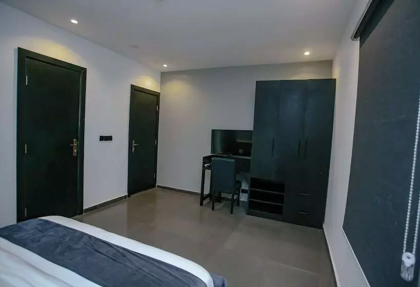 پانسیون The Grid Residence