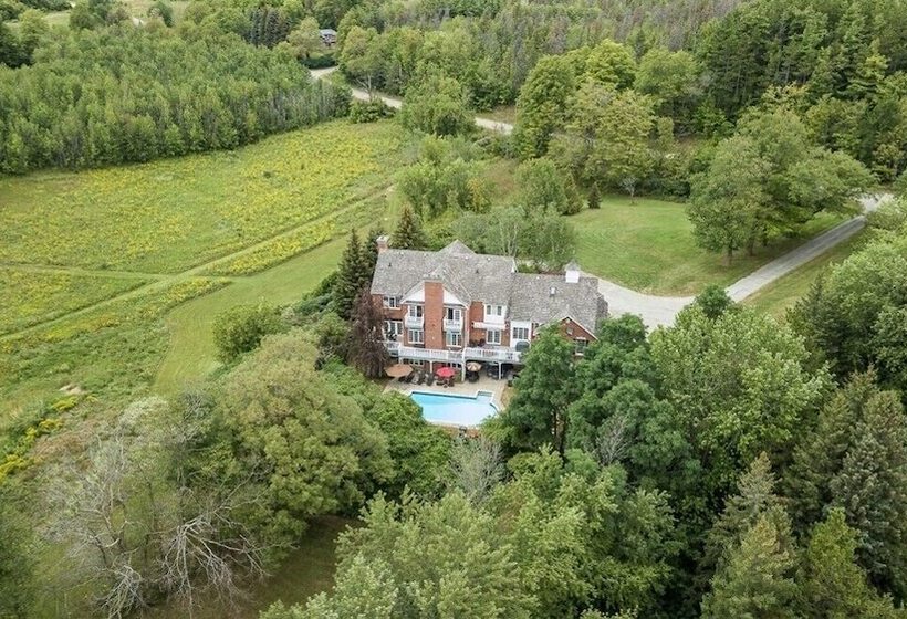 مبيت وإفطار Caledon Manor And Country Inn