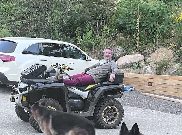 مبيت وإفطار Caledon Manor And Country Inn