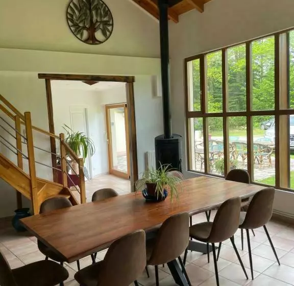 Aamiaismajoitus (B&B) Chambres D’hôtes Plateau Des Mille étangs